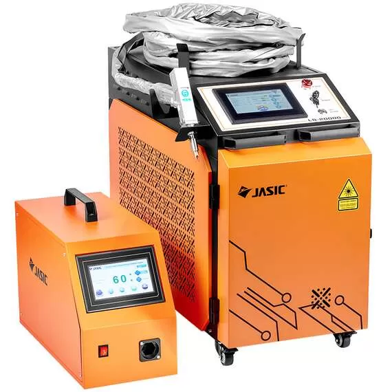 СВАРОГ LASER WELD 1500 2.0 Аппарат для ручной лазерной сварки и резки в Челябинске, Мощность: 1.5 кВт, Напряжение: 220 Вольт (однофазные) купить по выгодной цене 100kwatt.ru