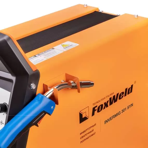 FoxWeld INVERMIG 301 SYN Сварочный полуавтомат в Челябинске, Напряжение: 380 В, Максимальный ток сварки/резки: 300 А купить по выгодной цене 100kwatt.ru